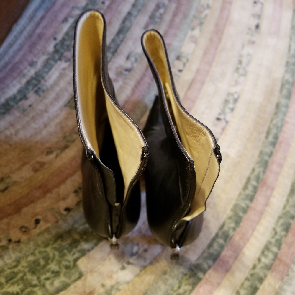 Gucci above the ankle boots - Picture 3 of 3